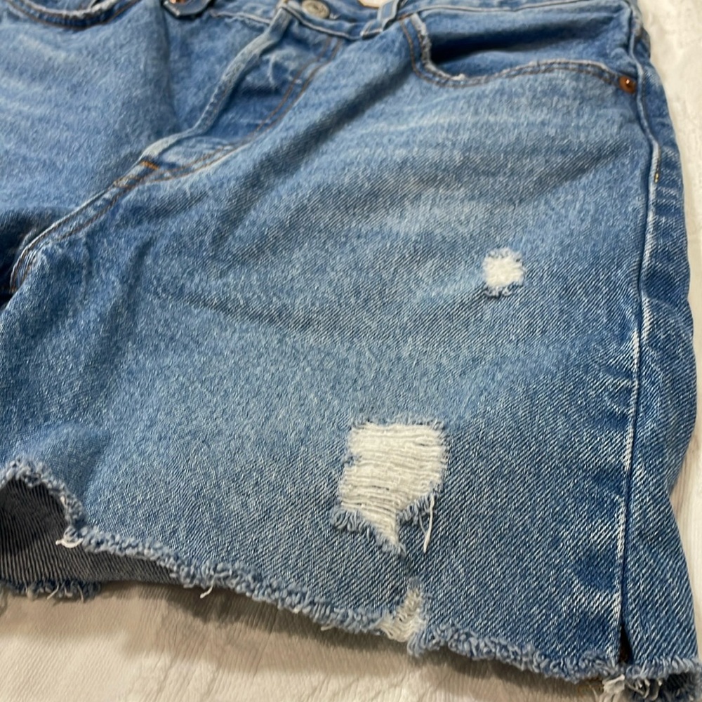Levi’s 501 Button Fly High Waist Cut Off Jean Shorts Size 28 - Picture 3 of 10